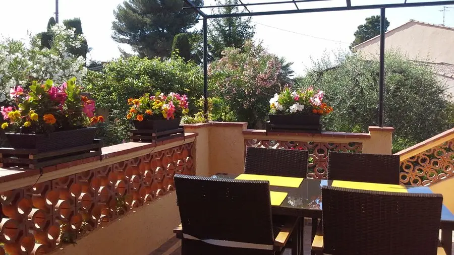 Gîte La Rieissa-Terrasse-Colomars-Gîtes de France des Alpes-Maritimes