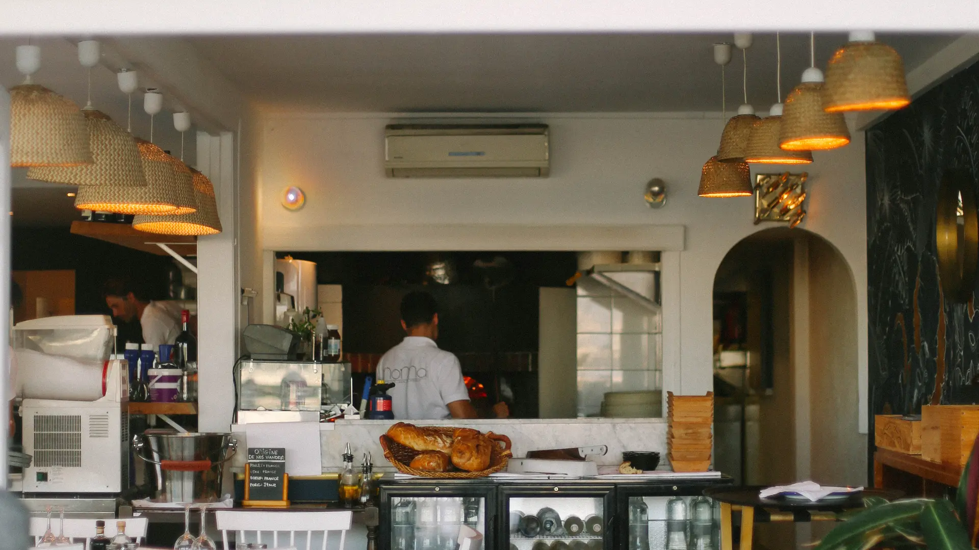 INTERIEUR NONNA RESTAURANT SAINT JEAN CAP FERRAT