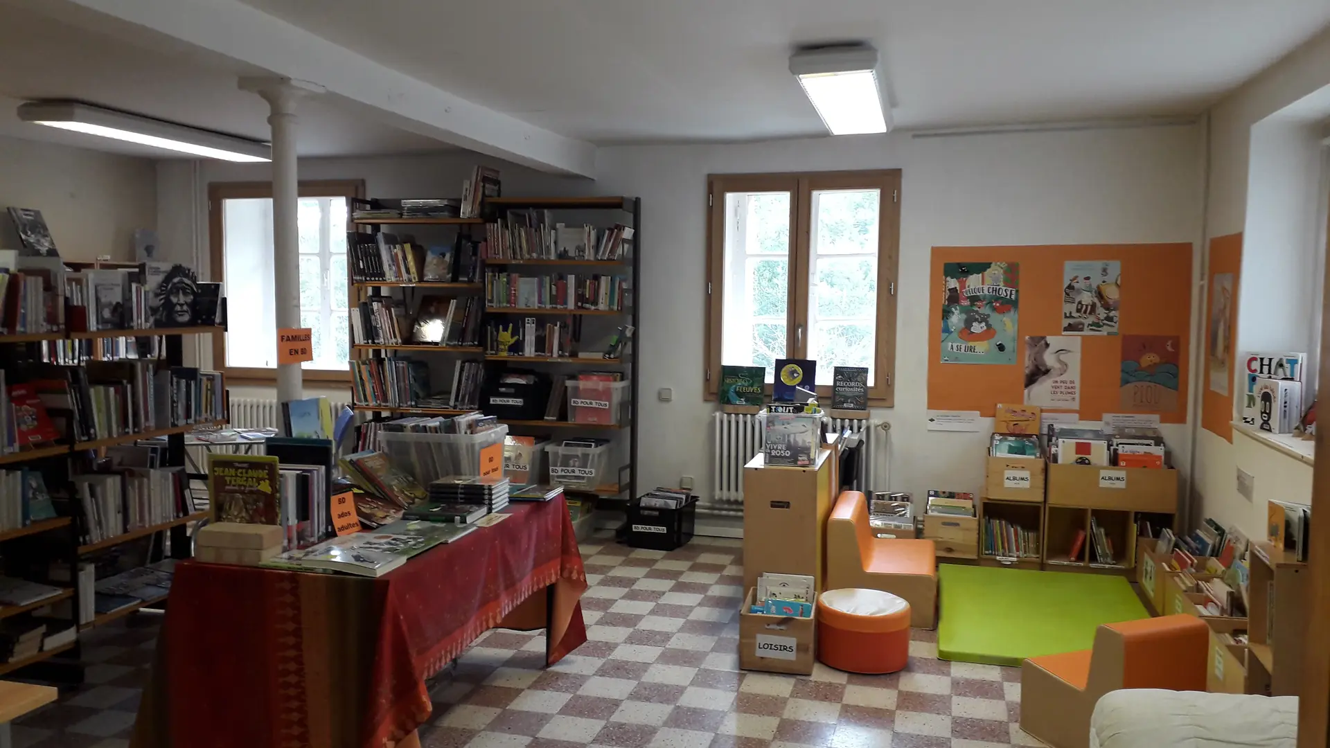 Bibliothèque lecture vacances détente