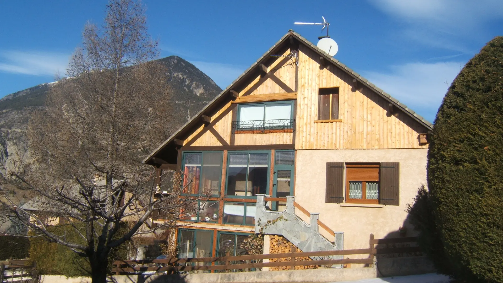 Hermitte Marcel Vue de la Maison