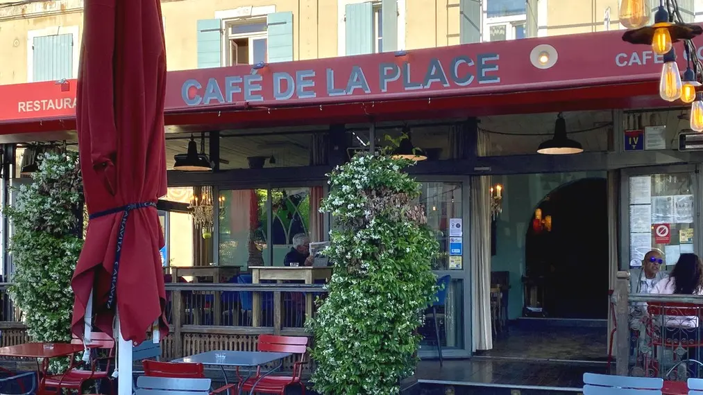 Café de la Place à Saint-Rémy-de-Provence