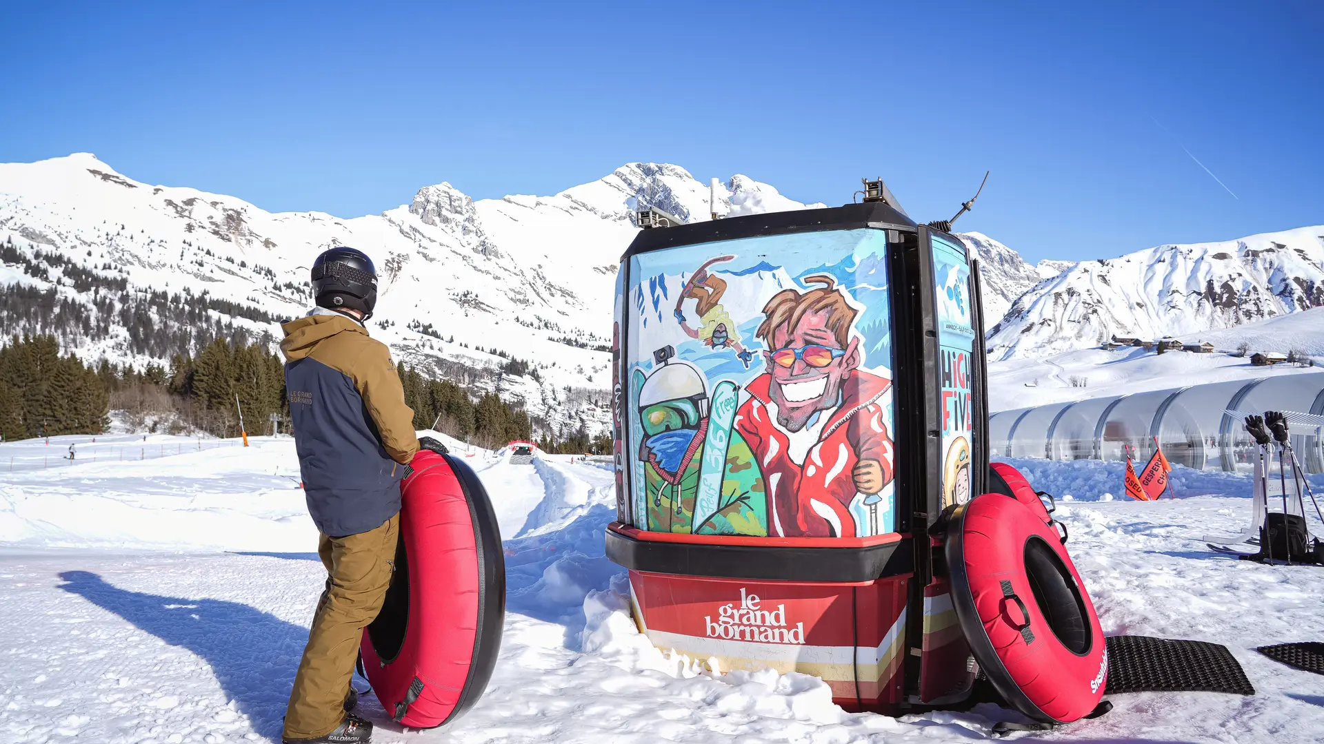 Snowtubing track departure_Le Grand-Bornand