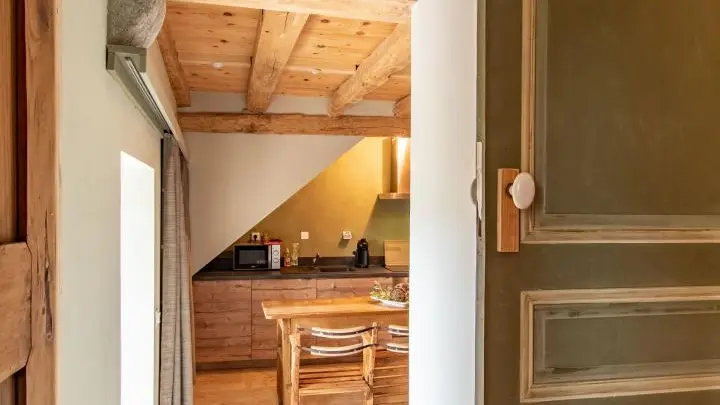 Accès direct cuisine/chambre