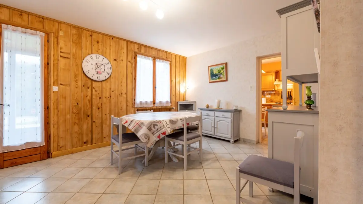 Appartement le Valserine - pièce à vivre