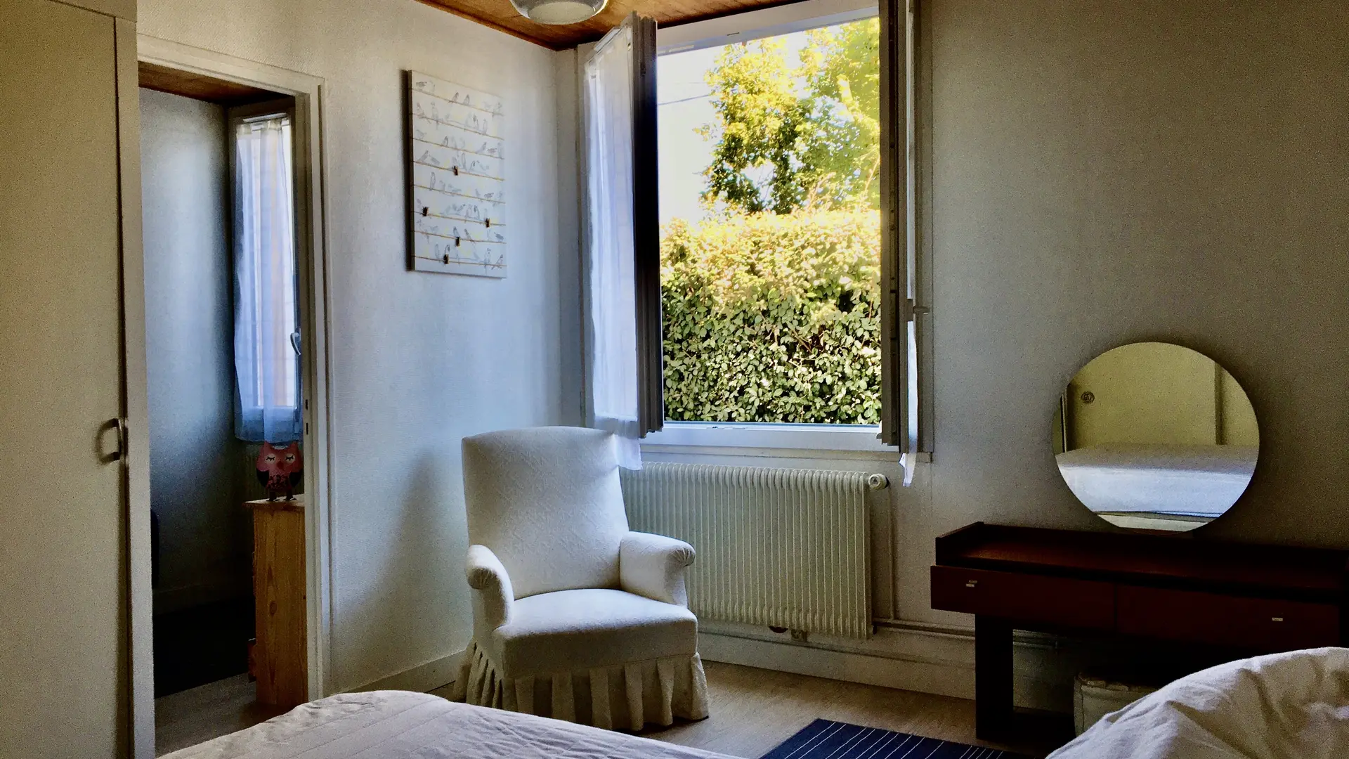 CHAMBRE LIT 140CM VUE