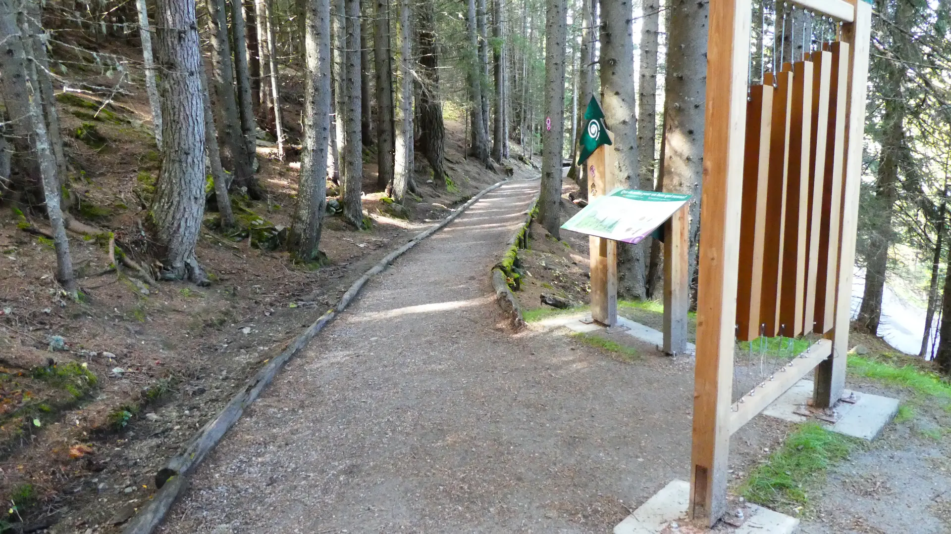 Sentier des Sens La Tzoumaz