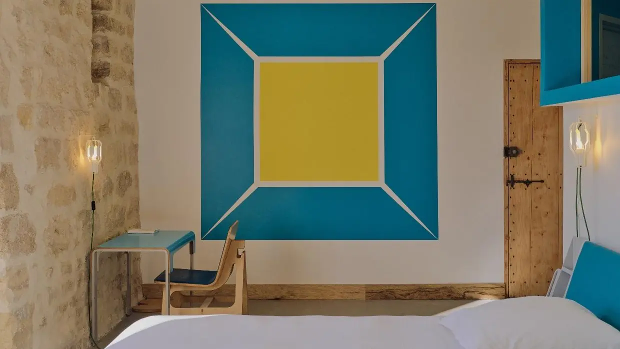 Les chambres  Happy day, Digitale, Hibou, History, Hiatus, Hielo, Hikebana, Himmortelle à la Ferme Hi Bride_Villelaure