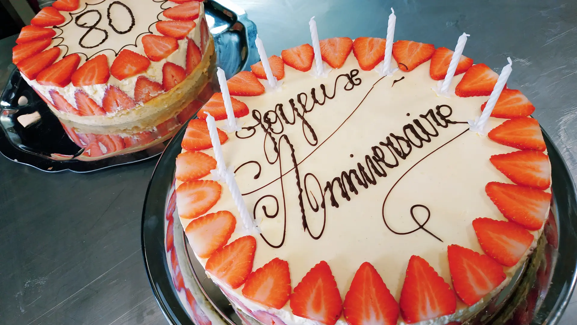 Gâteaux d'anniversaire : fraisiers
