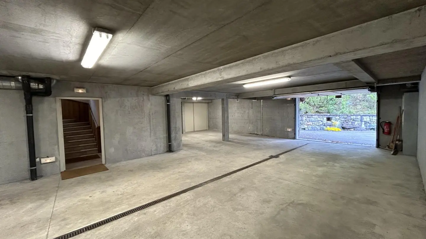 Intérieur garage fermé