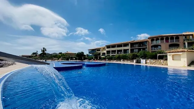 Piscine résidence