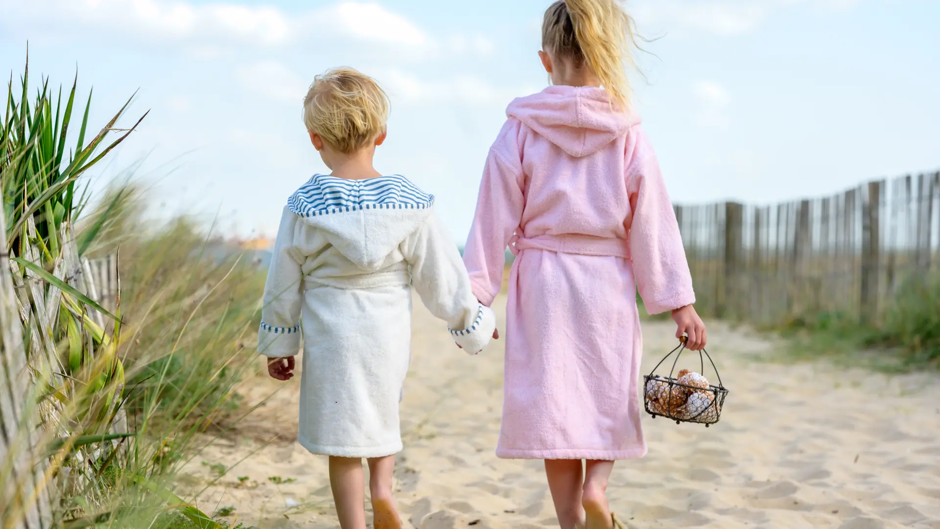 Enfants sur la plage