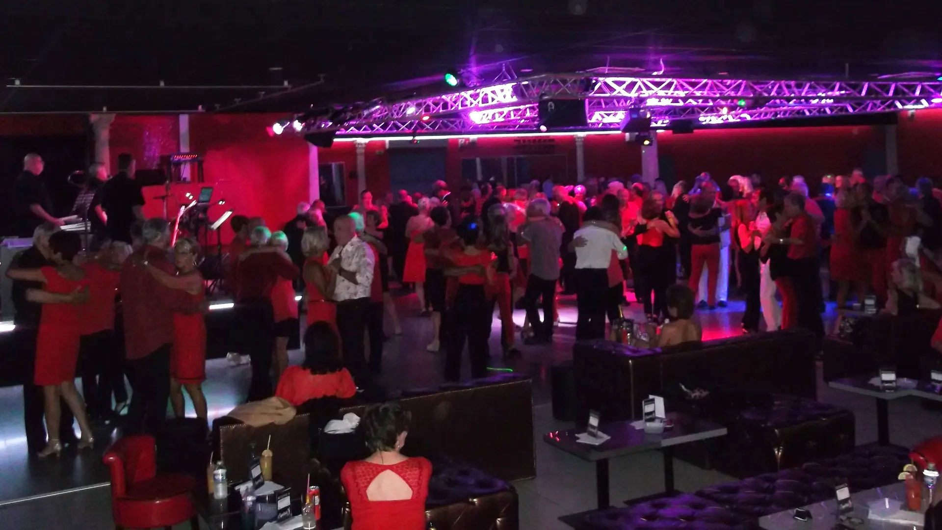 soirée rouge et noir