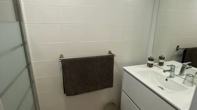 Salle d'eau chambre 5