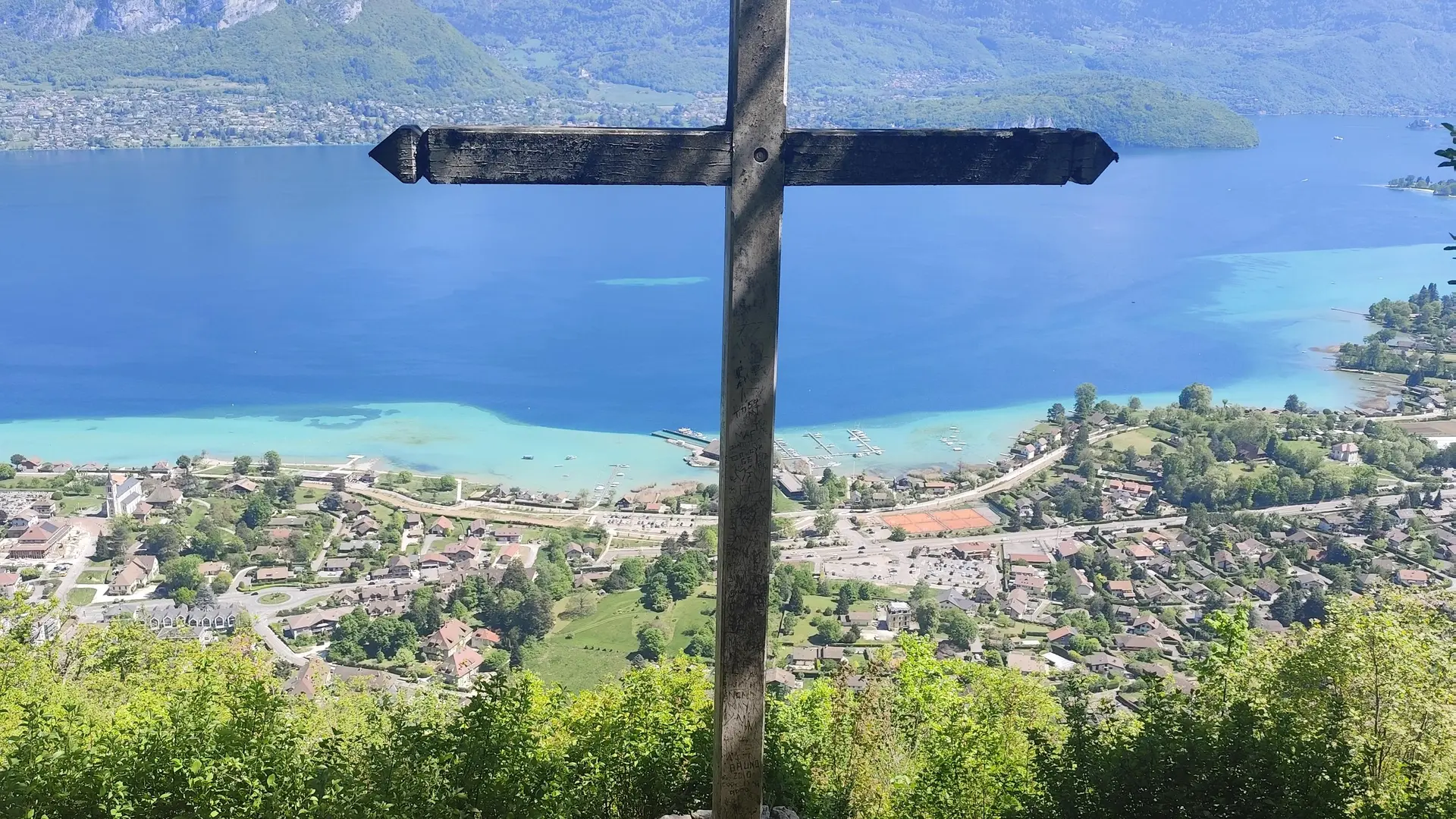 La croix avec vue
