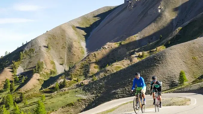 Montée du col de l'Izoard - Hautes Vallées