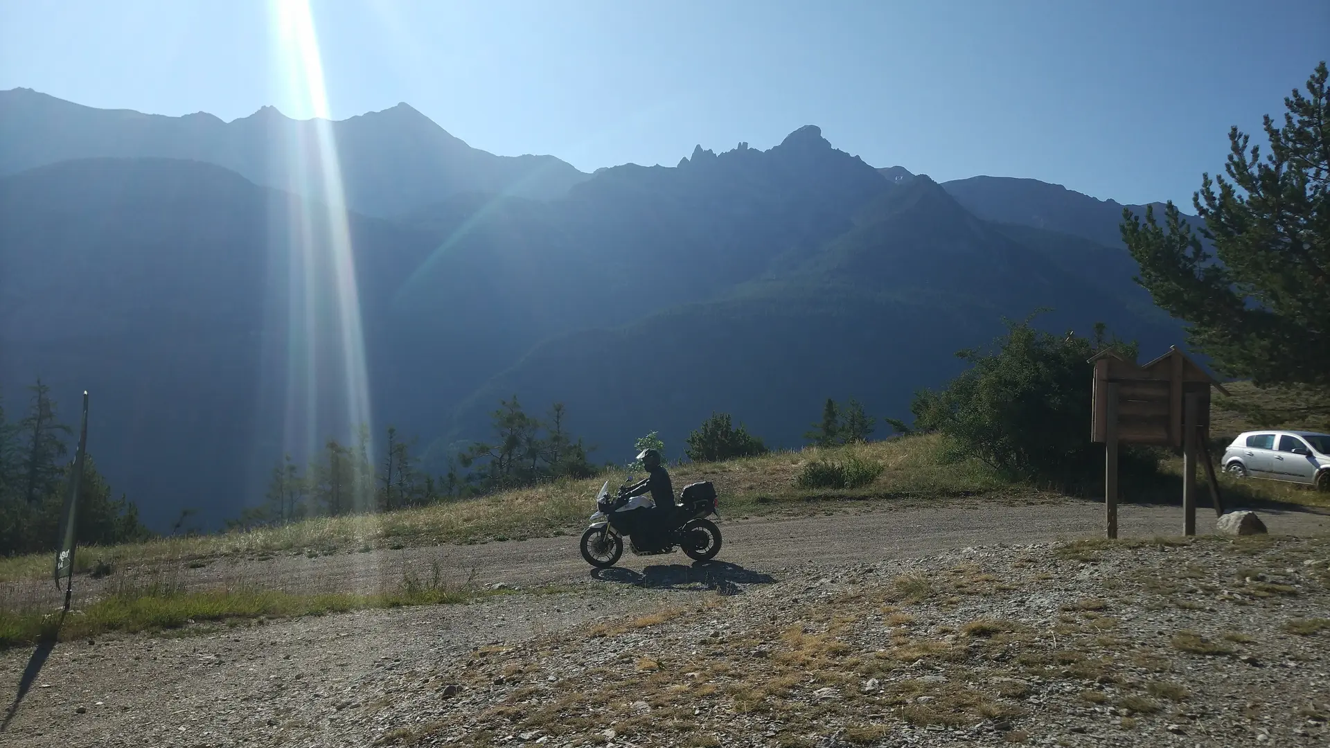 Moto au Pas du Loup