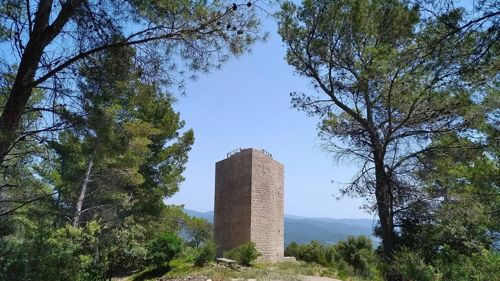 Vue de la tour avec une vue panoramique imprenable
