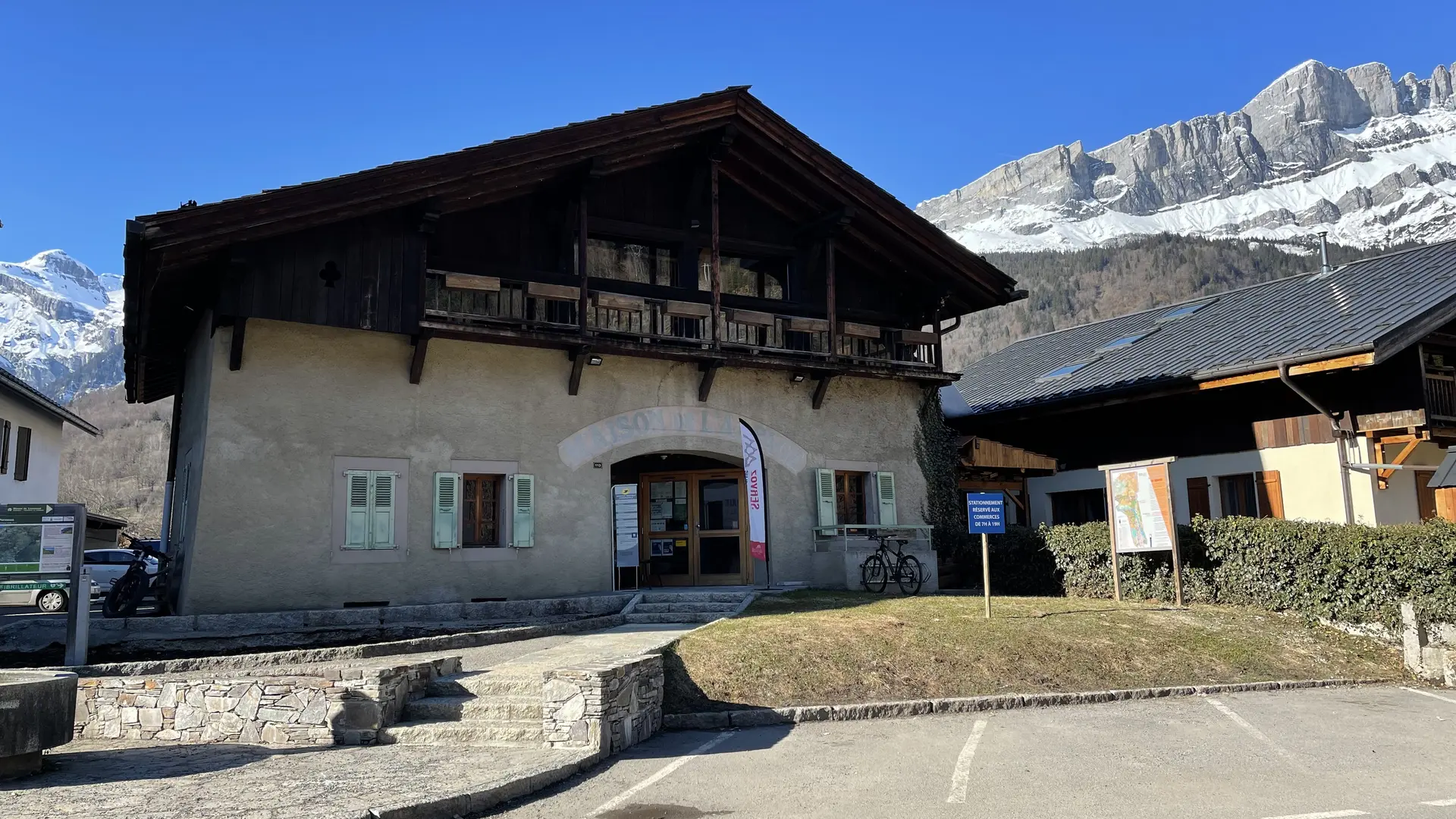 Stationnement Maison de l'Alpage Servoz