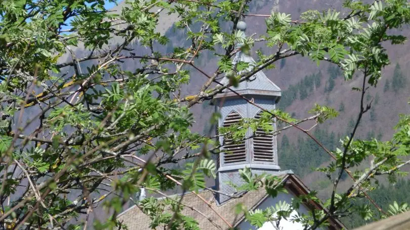 Le clocher de la chapelle de Flérier
à proximité