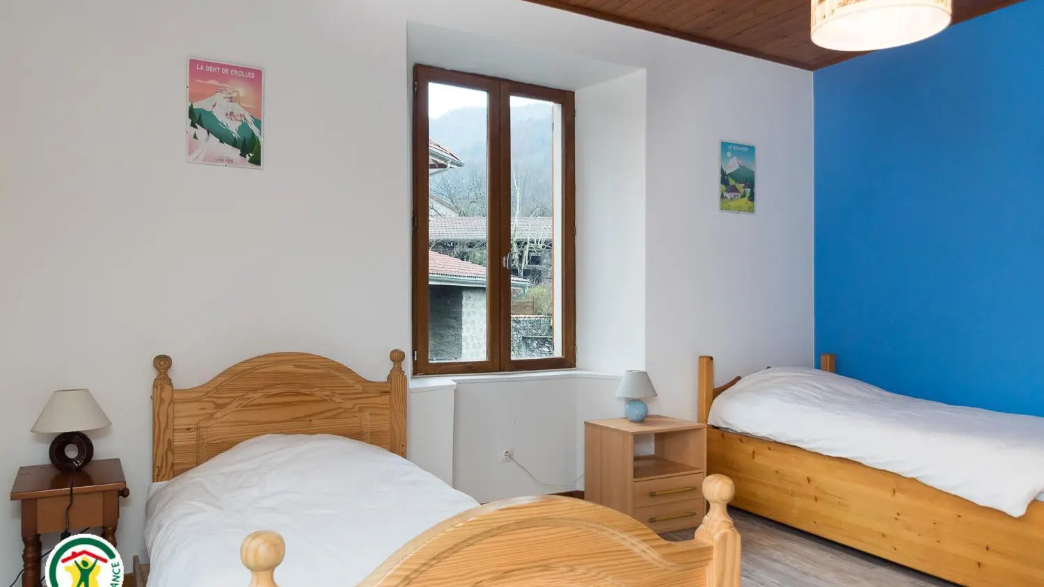 CHAMBRE 1 2ème étage Chambre 2 lits 90x190