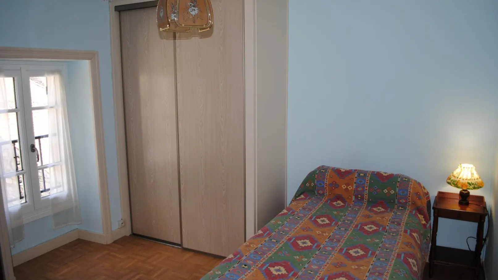 CHAMBRE 1 LIT 90