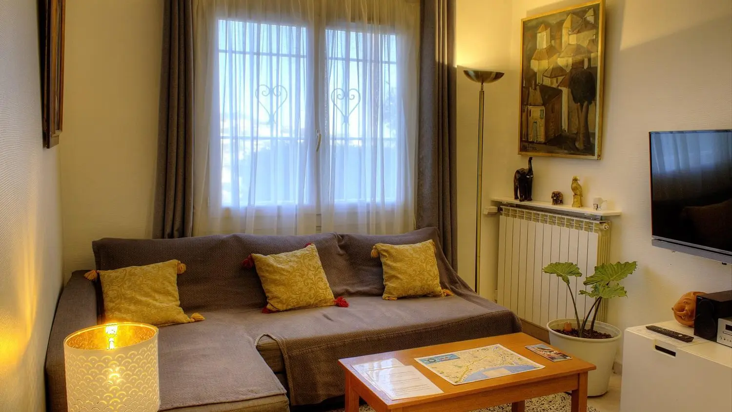 Villa 3 elephants Gîte n°2-Salon détente-Nice-Gîtes de France des Alpes-Maritimes