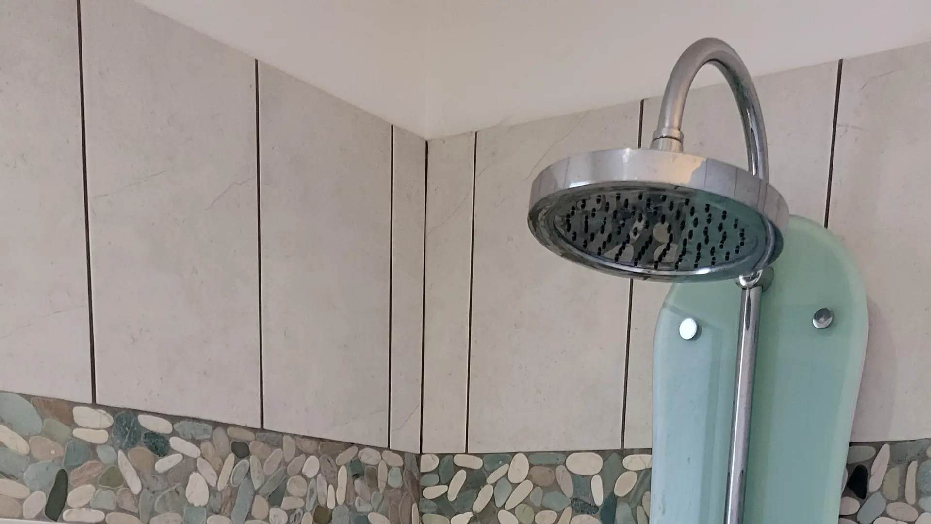 Salle d'eau commune - chambre 2 et 3