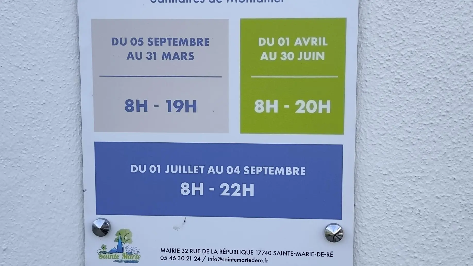 Toilettes publiques - Parc de Montamer