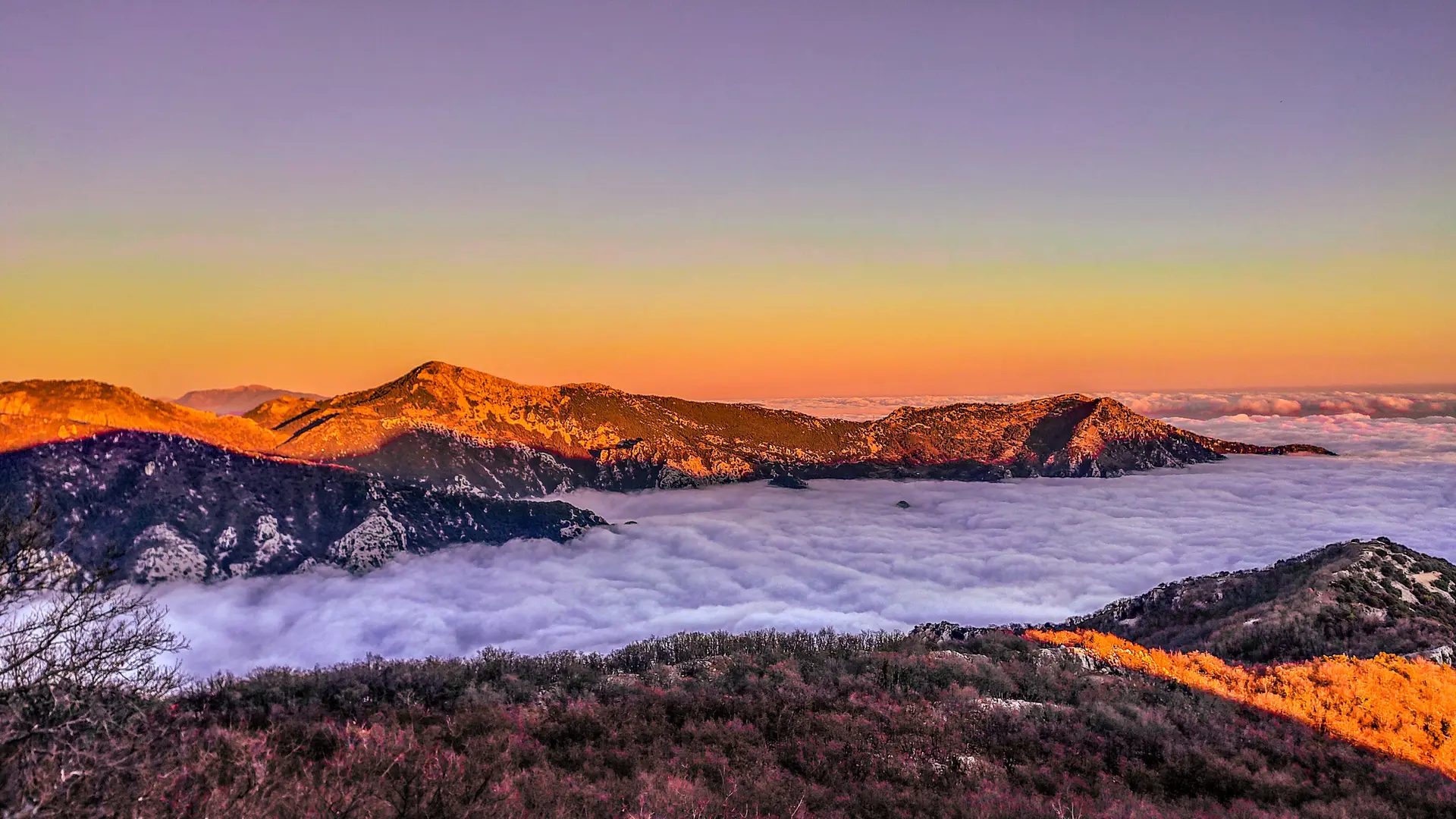 Coucher de Soleil depuis le Mont Ours Castillon