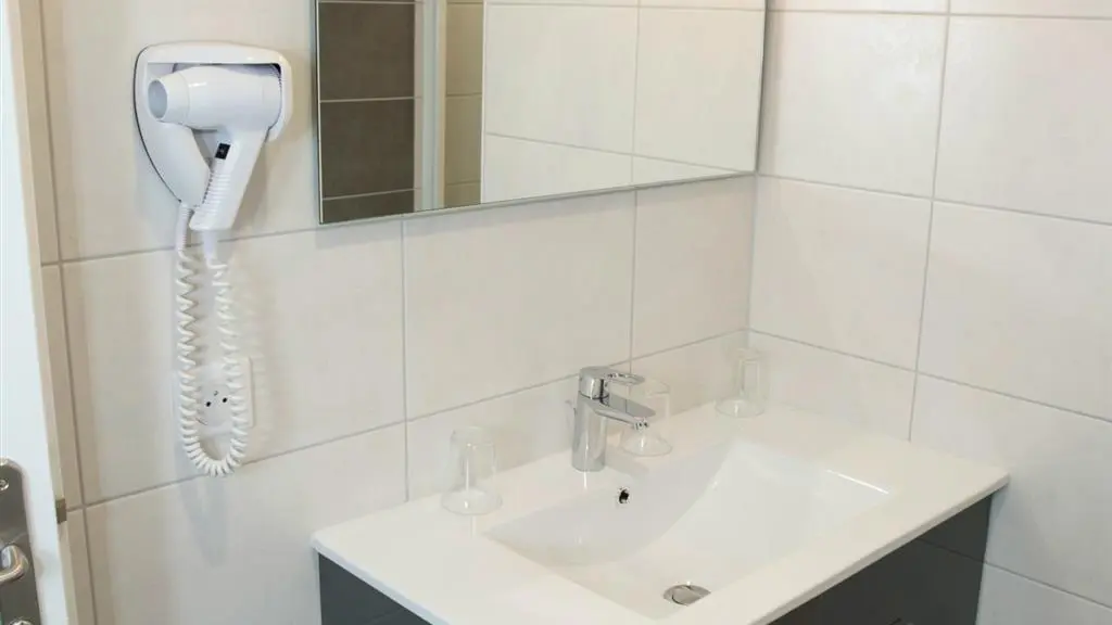 Matard salle d'eau 2 N°27