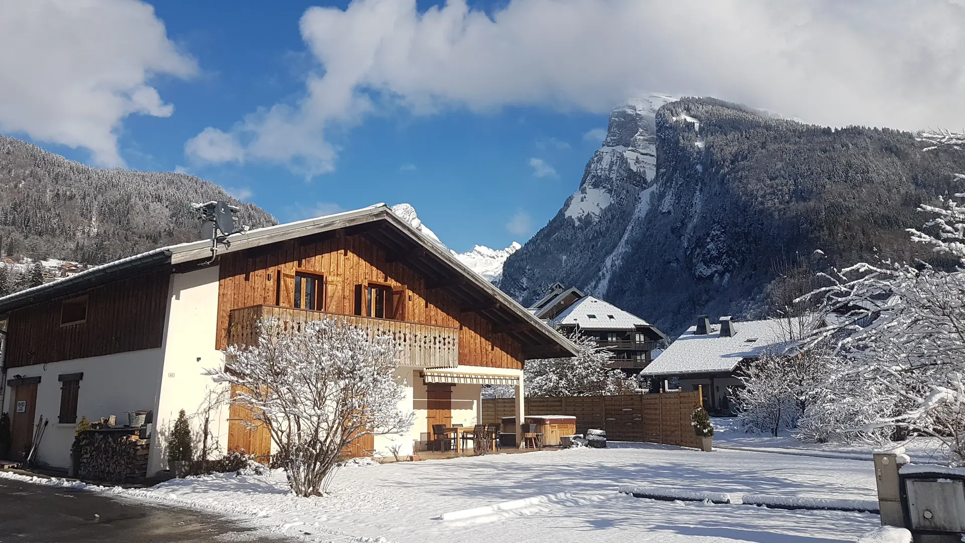 Vue de l'extérieur en hiver