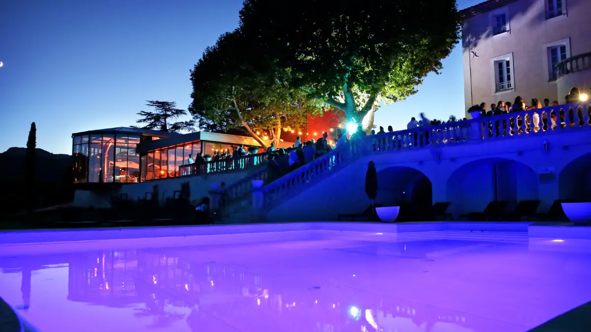 Piscine nuit Soirée