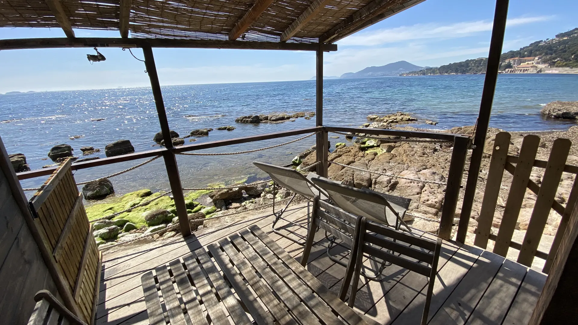 Terrasse privative avec accès direct à la plage