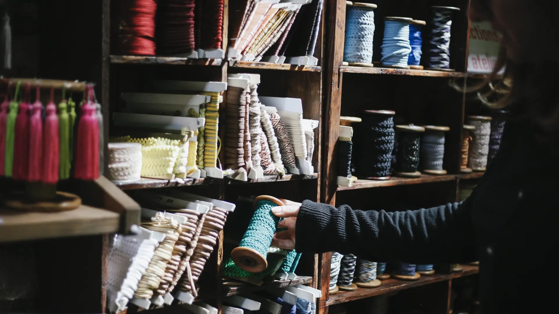 Maison des Tresses et des lacets / fils