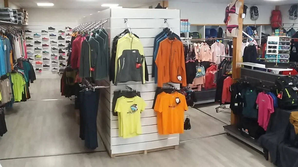 S'Pass Sport, magasin de vente, location et entretien d'équipements sportifs