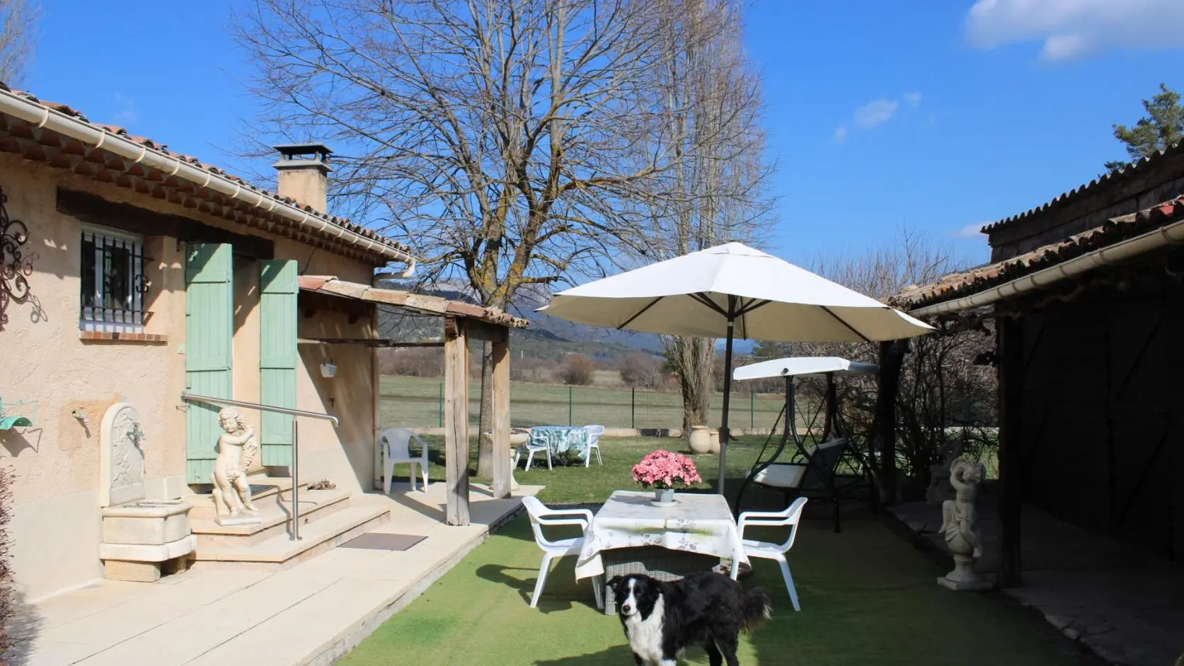 Entrée du Gîte La Myreclose- Saint Auban-Gîtes de France Alpes Maritimes