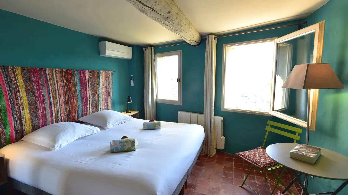 Chambre 2 lit double