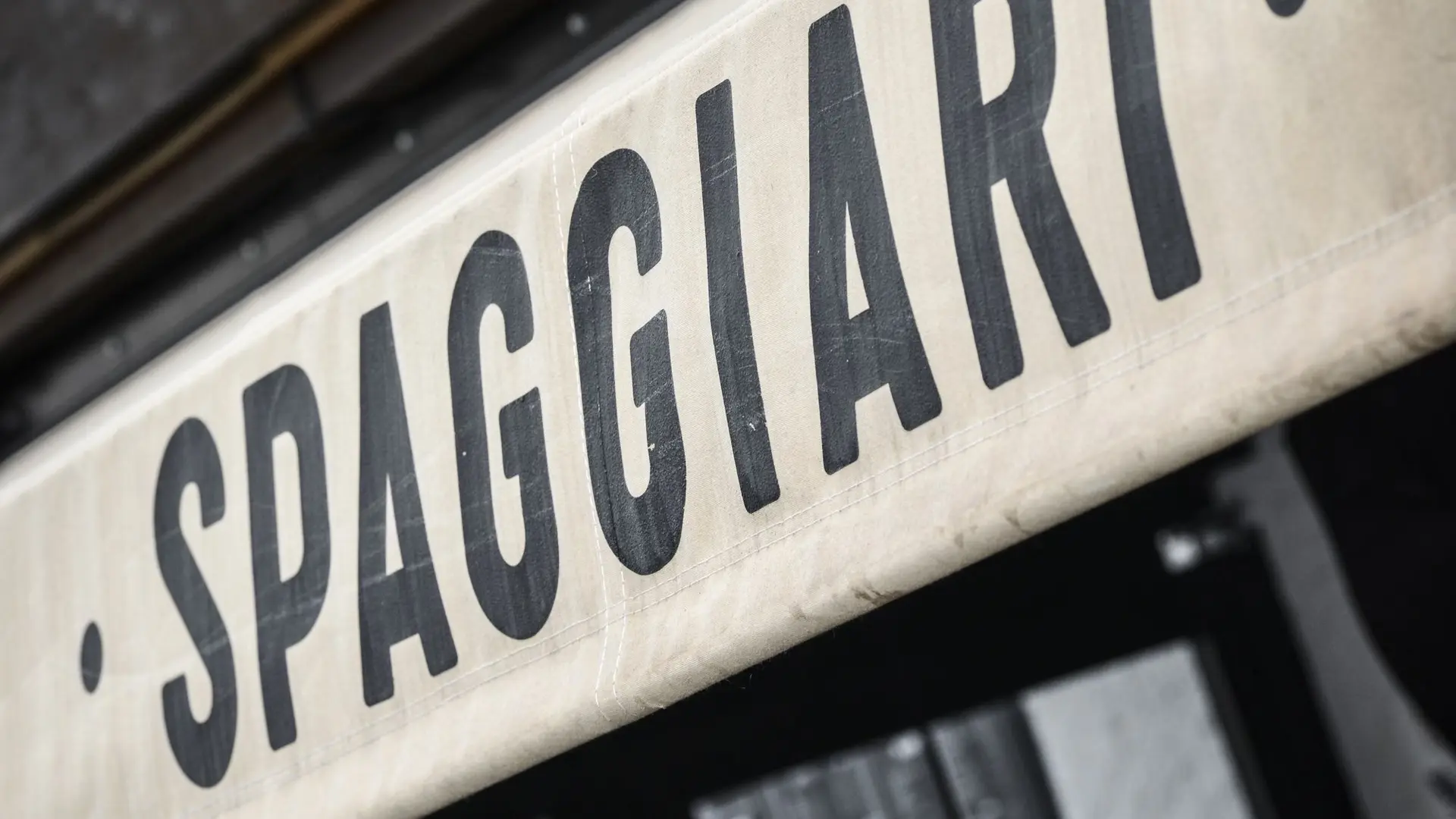 Enseigne du restaurant