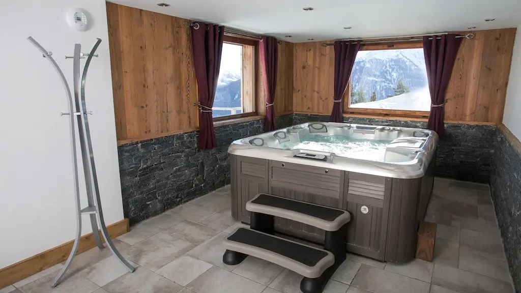 vers-les-plans-jacuzzi