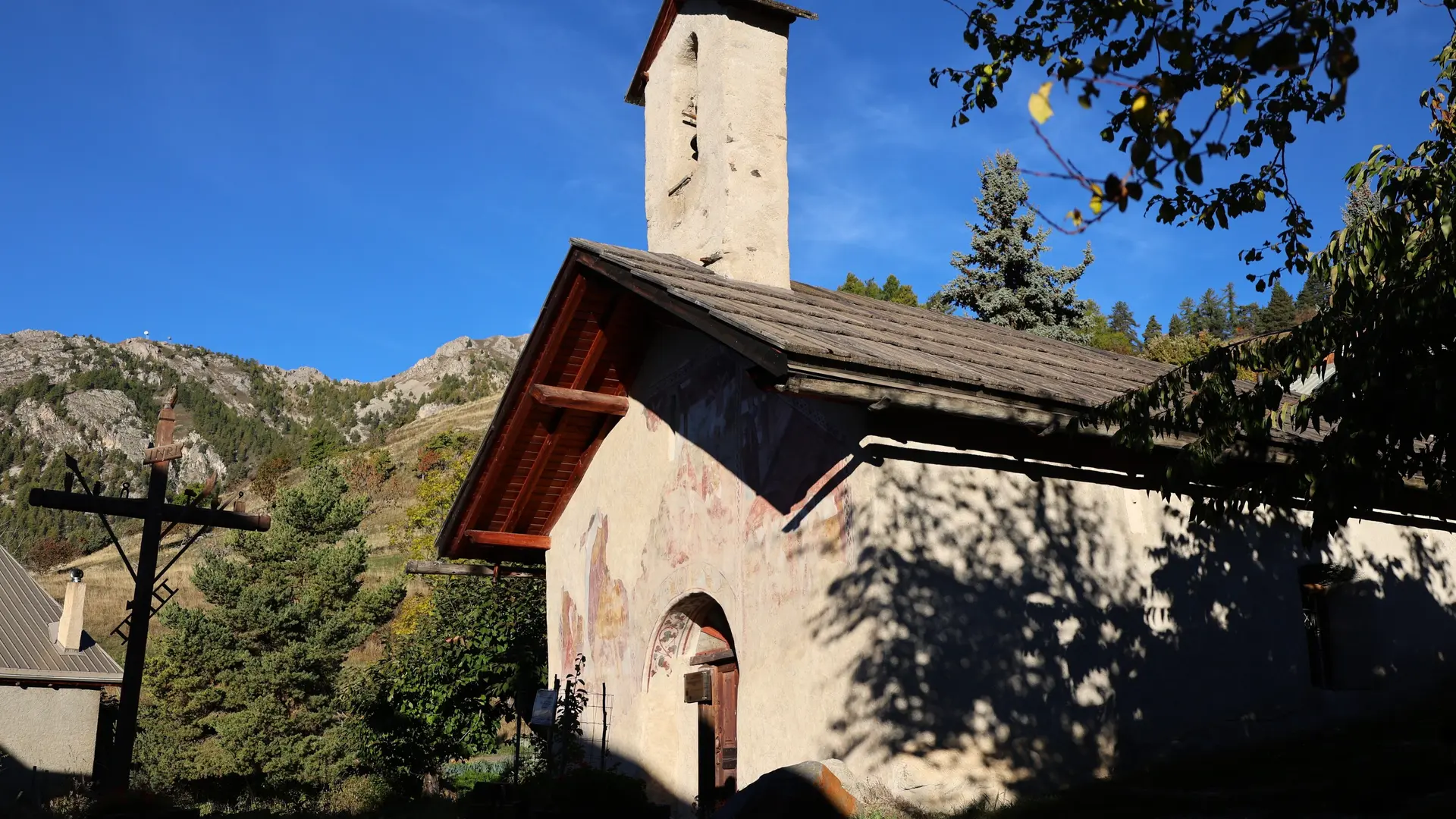 The Chapel of Saint Lucy in the hamlet of Puy Chalvin