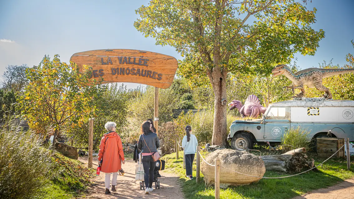 Paléopolis, la colline aux dinosaures_Gannat