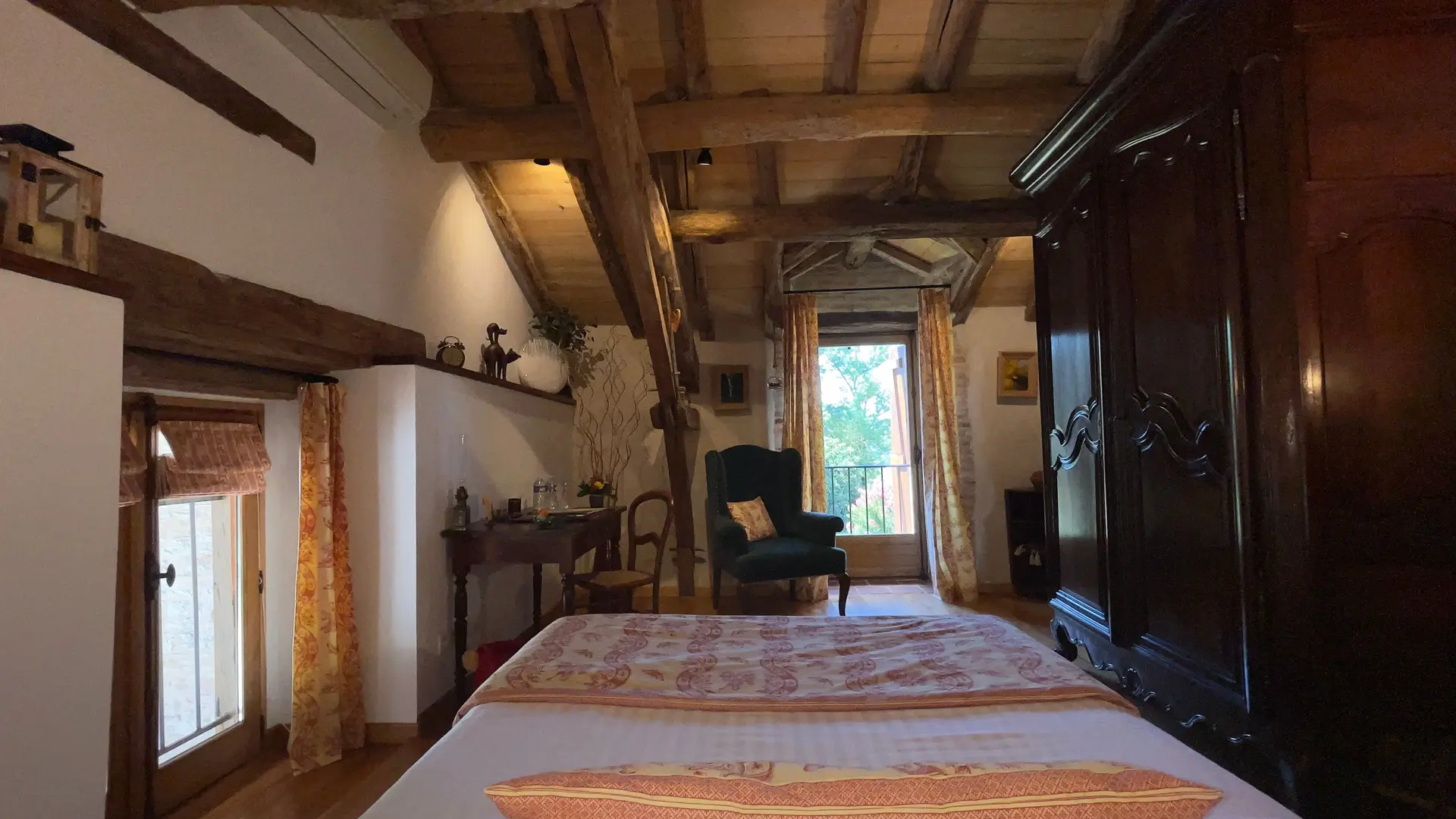 Côté étang  140/200