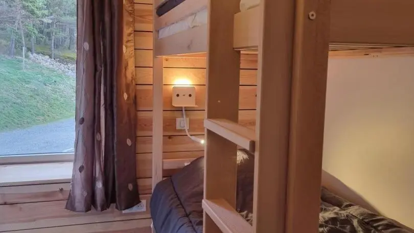 Chambre avec 2 lits 90 dont un superposé