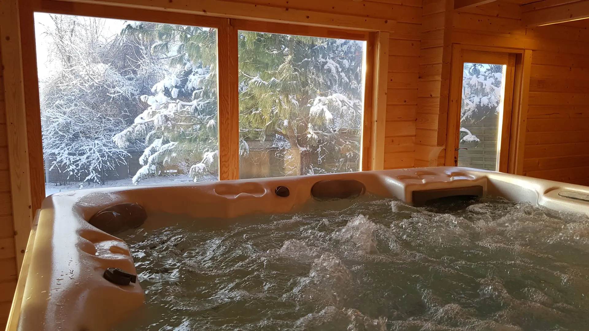La Grange aux Abeilles - Spa, Sauna, Hammam à Estivareilles