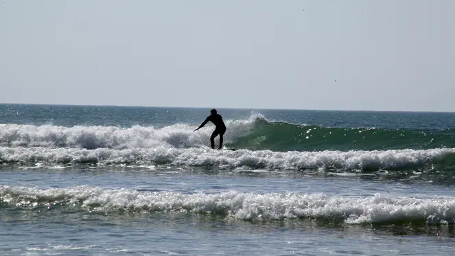 Plage des Grenettes et surf