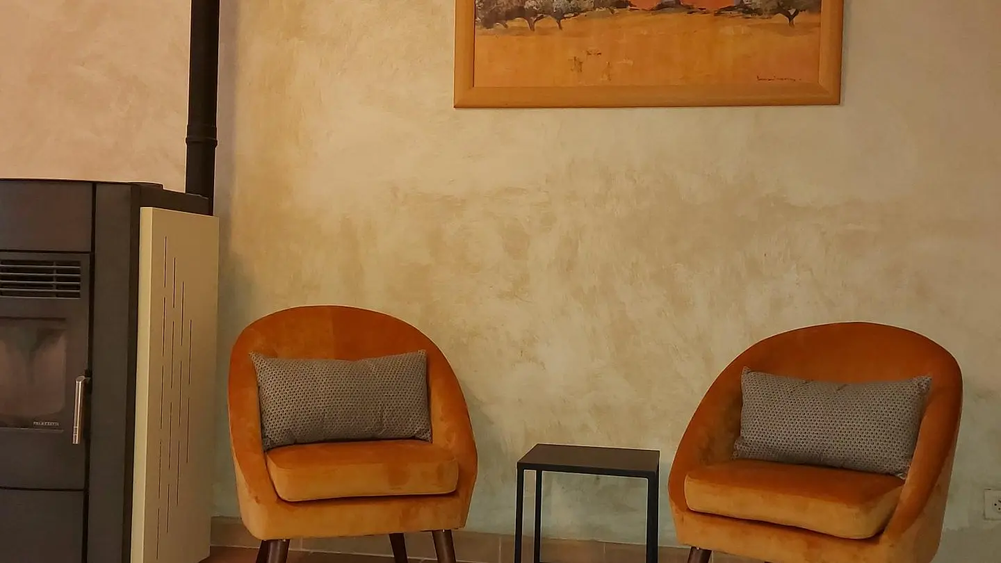 le coin salon
au frais l'été
près du poêle à granulés l'hiver