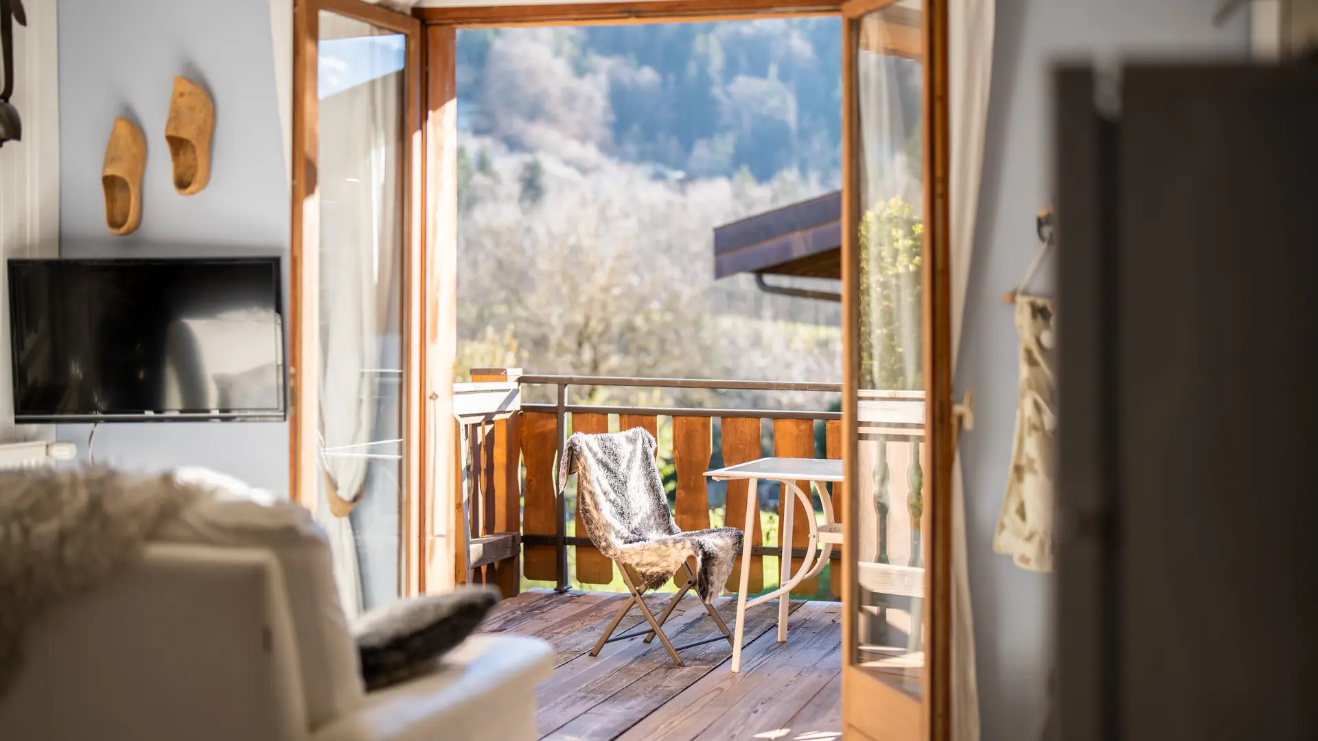 Vue du salon vers terrasse