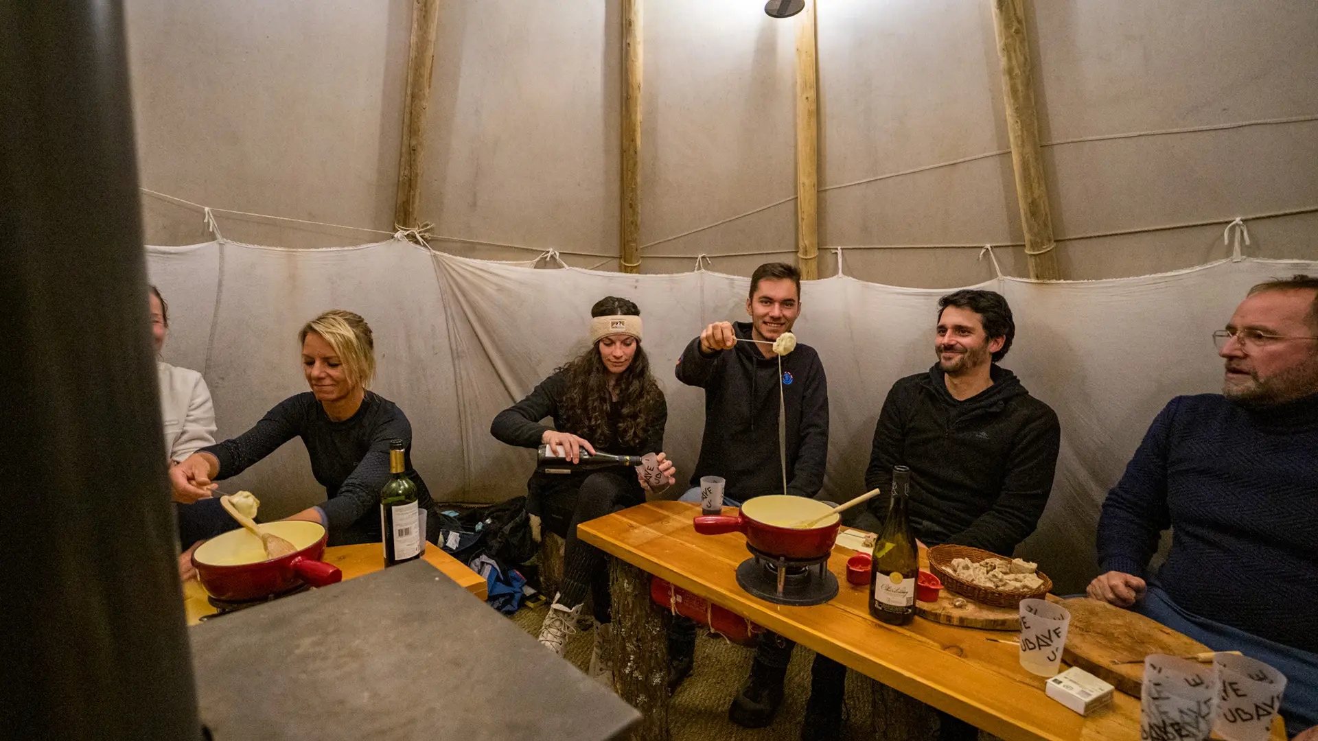 Soirée fondue sous tipi