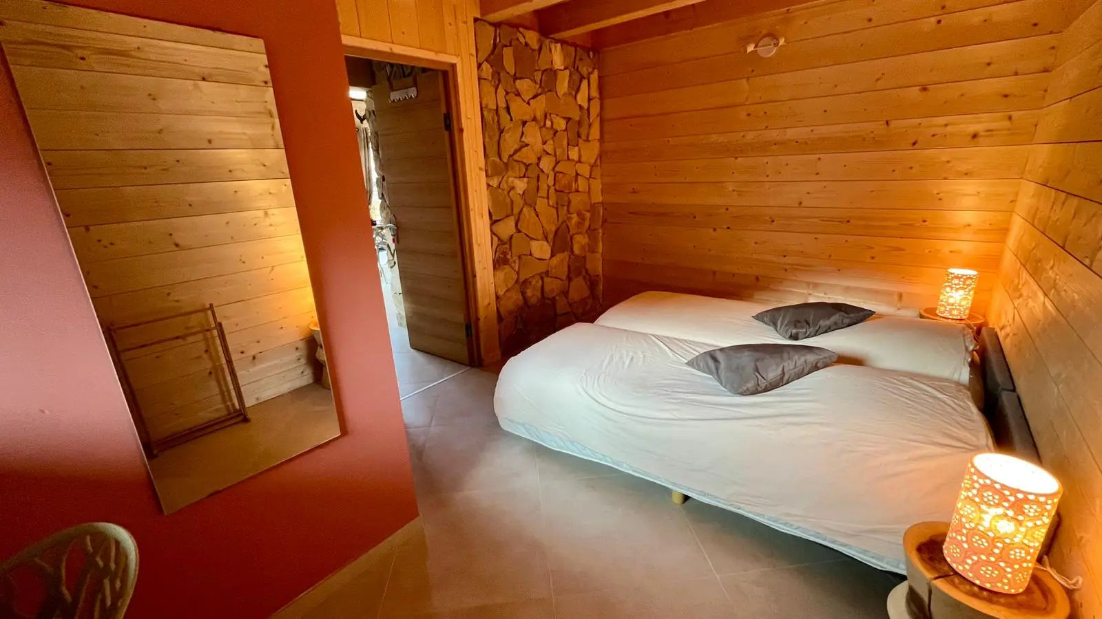 Chambre de l'appartement du haut