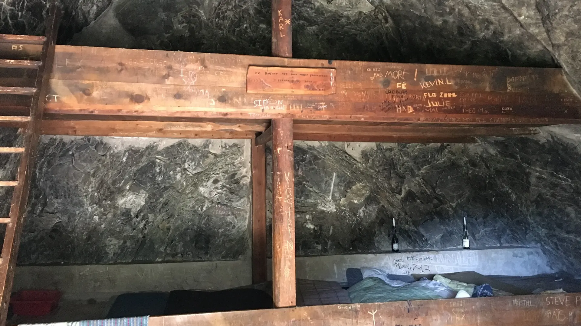 Interieur Refuge de Boules